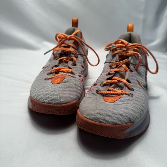 Nike Mens Giannis Immortality Force Field Super Smoothie Basketball Shoes Size 9 main image 6